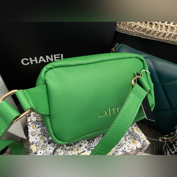 DEVON🌟Green “I Speak Fluent Italian” Bum Bag w/ Gold Hardware 🌟NWT - Picture 5 of 7